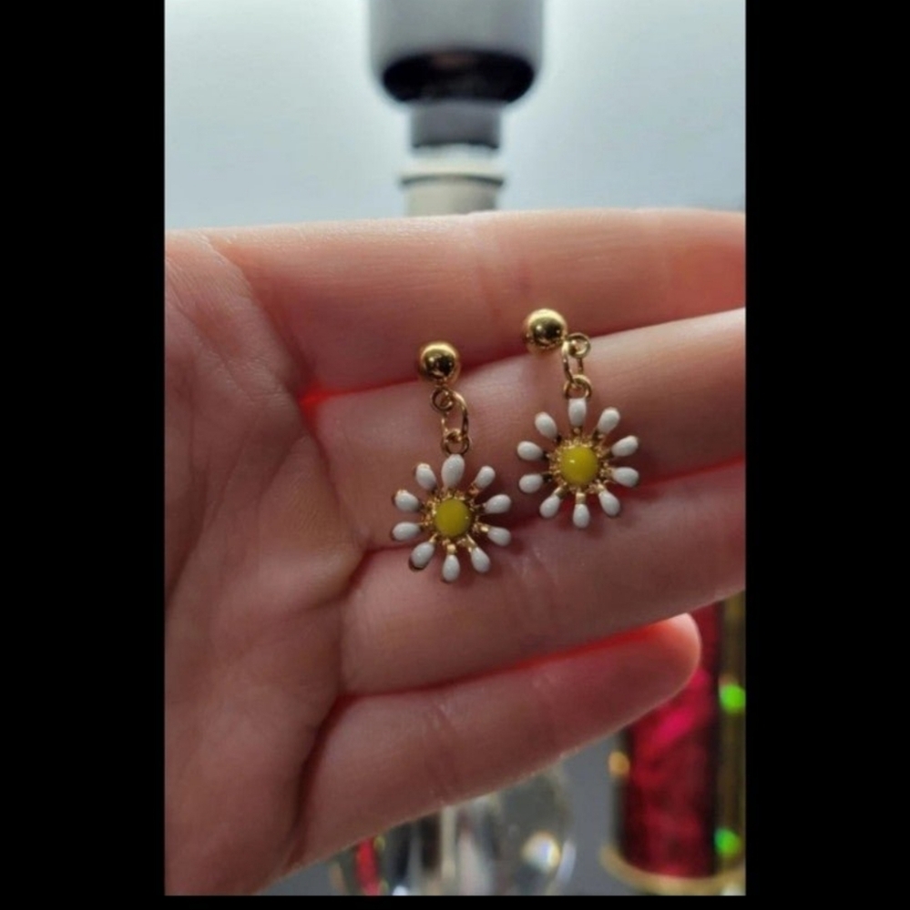 Floral earrings